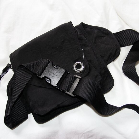 BNWT SS22 HELMUT LANG VEST NYLON WAIST BAG - Picture 2 of 6